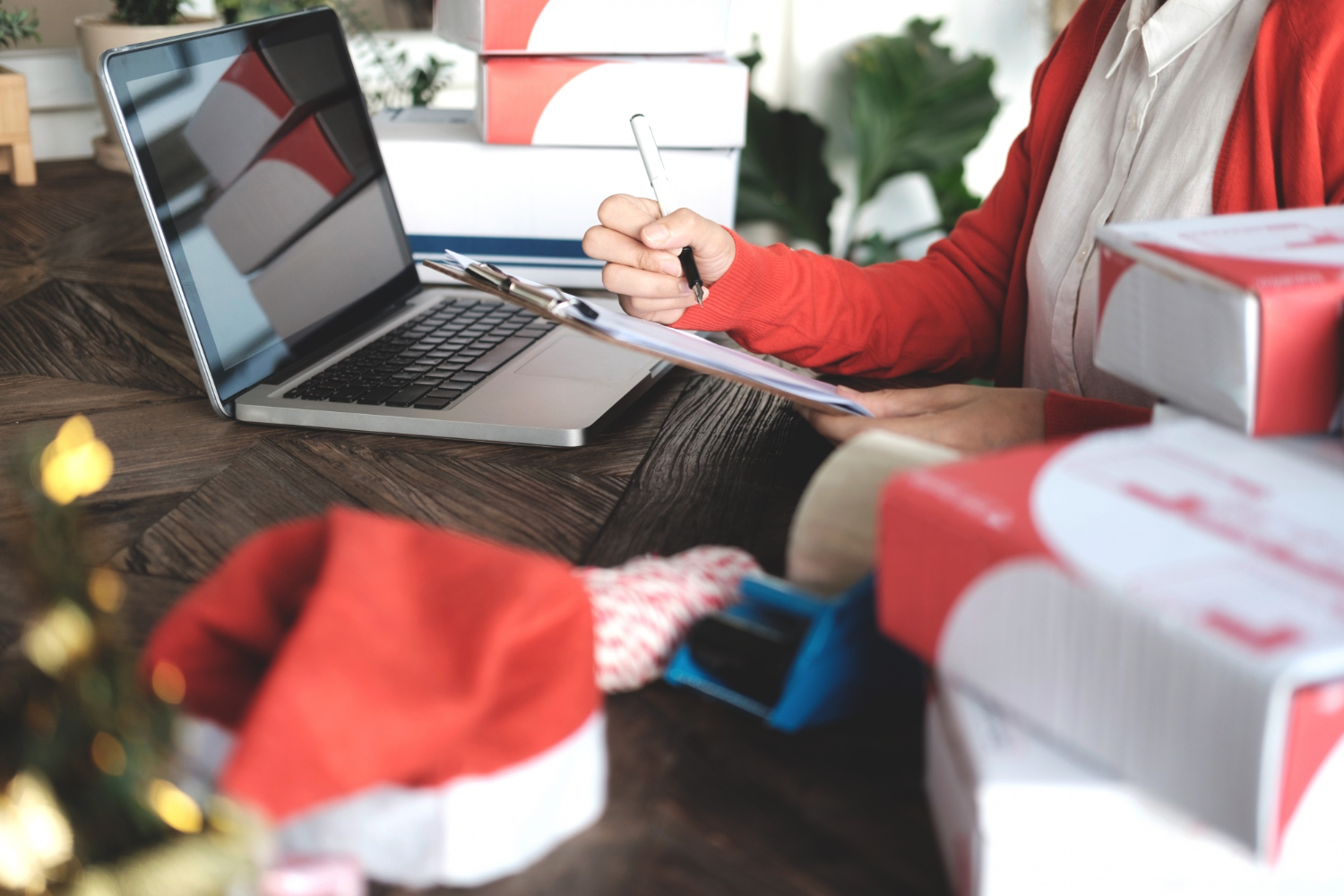 Creating Impactful Christmas Promotions with Conversational Messaging