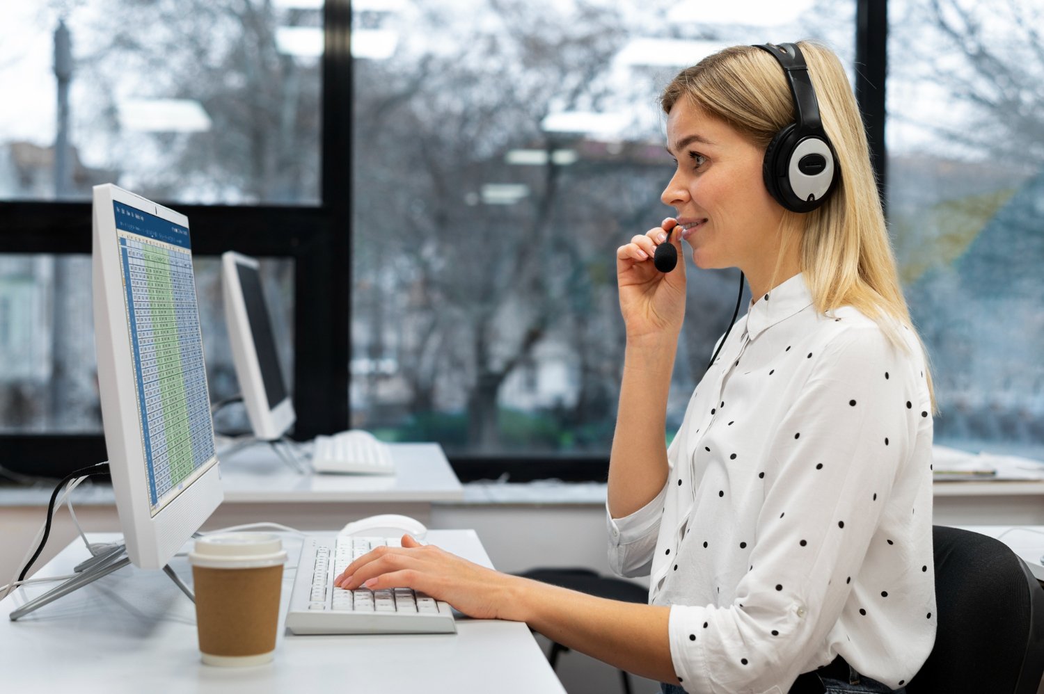 Voice Technology in Customer Service: Bridging Gaps